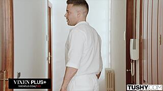 Bonni Gee gets anal spa treatment