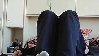 loving my white sneaker socks on feet