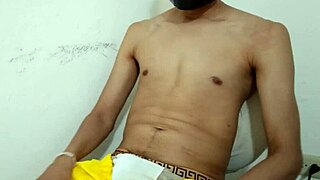 Take that beautiful cock in my ass!