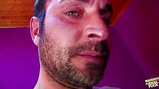 Man, this old guy got loud cumming on her face! 😲