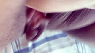 Hey, that big clit is throbbing so invitingly!