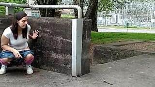 義兄とベッドシェアしてパンツ濡らされた