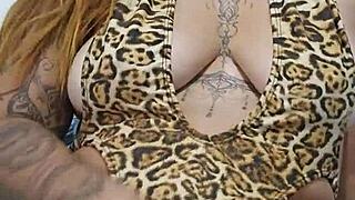 I'm feeling excited and flashing in this exhibitionist fetish moment