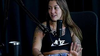 Why won't Kidi Bengala record with exhibitionist Flor de Damiana?