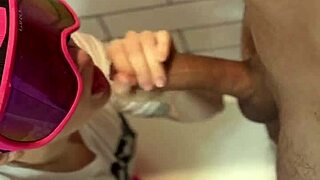 want to see my dickflash in the bathroom? cum on face action