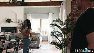 Bbw Arab milf Sarah Arabic deepthroats big cock to save her reputation