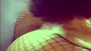 i'm watchin this latina milf ballerina gettin hard oral sex on tape