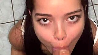 chupar o pau cheio de veias do wellington prado e deixar ele todo babado antes de meter em mim é um tesão 😍