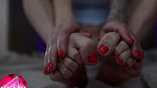 I love this sexy teen's oiled feet closeup