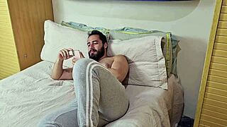 Trocando o futebol por uma gozada gostosa