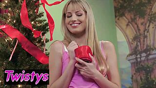 girls unwrap julia ann and scarlett sage, tied up with big tits and pussy licking