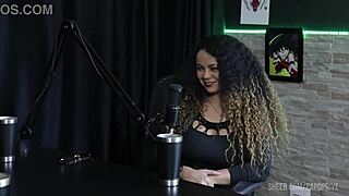 melhores momentos da charlottye no papo prive com raphaela savanah - parte 1 watch on sheer red 😏