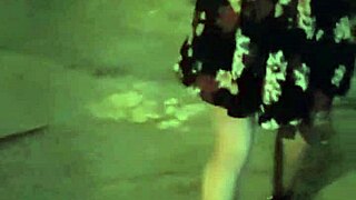 ay que caliente por la calle subo al carro de mi novio pero me toco sola y lo dejo con las ganas de cogerme real 100 en per� callejero al m�ximo