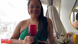 Brunette Slut Cucks Guy After Short Dating