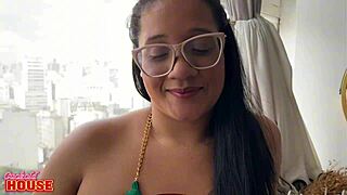 Brunette Slut Cucks Guy After Short Dating