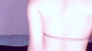 bonneyuwu dances sexy as leia in star wars!