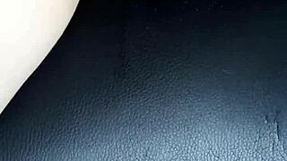 moglie incinta si eccita e sborra come una troia