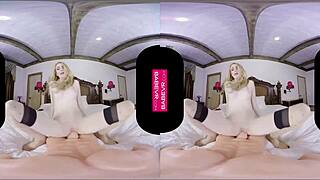 Ivy Jones enjoys intimate solo play in VR