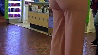 Mature MILF's Big Ass Display