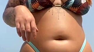 I Meet A Guy On The Beach And Let Him Apply Sunscreen To My Swollen Pussy Lips