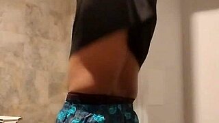 First part of the shower scene