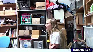 i'm alyssa cole, thief in uniform, gettin pounded by that perv police officer