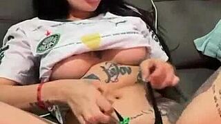 Damn, palmeirense safada showing off her wet pussy with pride