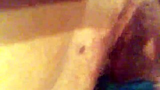 making myself squirt with a different toy