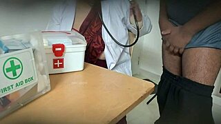 Doctor sneaks a wild blowjob to patient in clinic