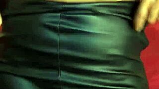 Ebony milf teases with vibrator before wetting herself