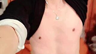 Sensual dance and photo session at home