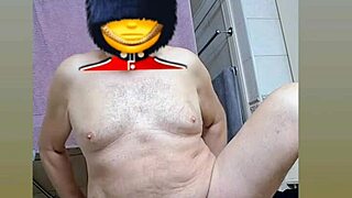 Zea812 shares sexy crossdressing update with homemade fun