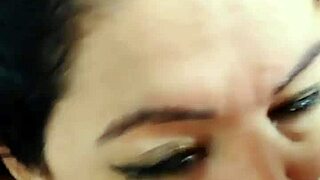 Novinha Chupando Pica Com Vontade Escondido Enquanto Os Pais Est�o Descansando No Quarto Ao Lado