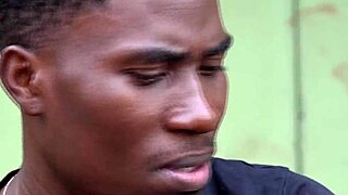 i enjoyd my neighbor in the abandond garage with muff diving