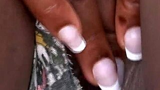 i enjoyd my neighbor in the abandond garage with muff diving