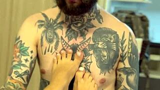 Carla Santos Sucks Feet in Intense Fetish Update from April 11 2025