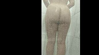 i went to take a bath and pleasured myself in the shower