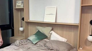 Clarii Quinn rides two huge cocks in DP and anal