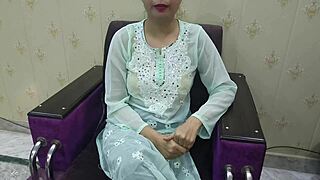 Best Indian XXX! Hot Girl Fucked by Landlord SaaraBhabhi