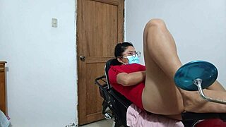 Slutty stepdaughter craves pussy juicing from big natural tits tease