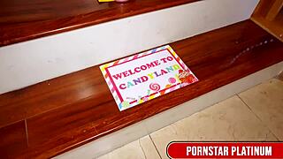 mocha hunk kriskxxx drills blonde leya falcon's pink ass in homemade close-up