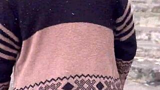 Patricinha da buceta rosa subindo o morro louca de tesão pra dar a bucetinha 😈