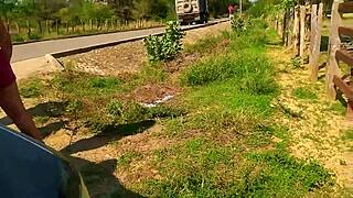 i flash natural tits on cancun streets