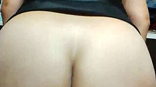 milf with big curvy ass and huge tits in homemade video looks stunning