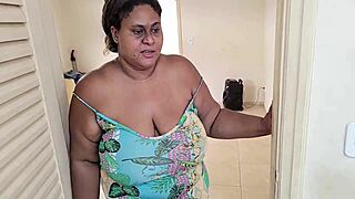 milf client pays agiota with anal in hospital