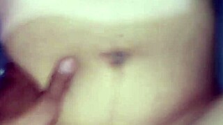 Istri tetangga sengaja kirim colmek