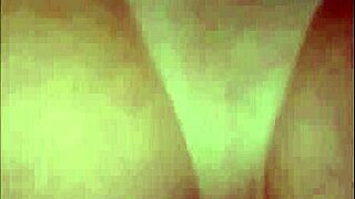 Tira camisinha e me fode s� n�o pode gozar dentro por que vou engravidar