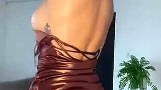 i exposed my exhibitionist 18-year-old girlfriend's big tits and dildo play