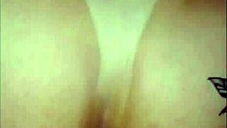 Tira camisinha e me fode s� n�o pode gozar dentro por que vou engravidar