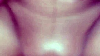 Istri tetangga sengaja kirim colmek